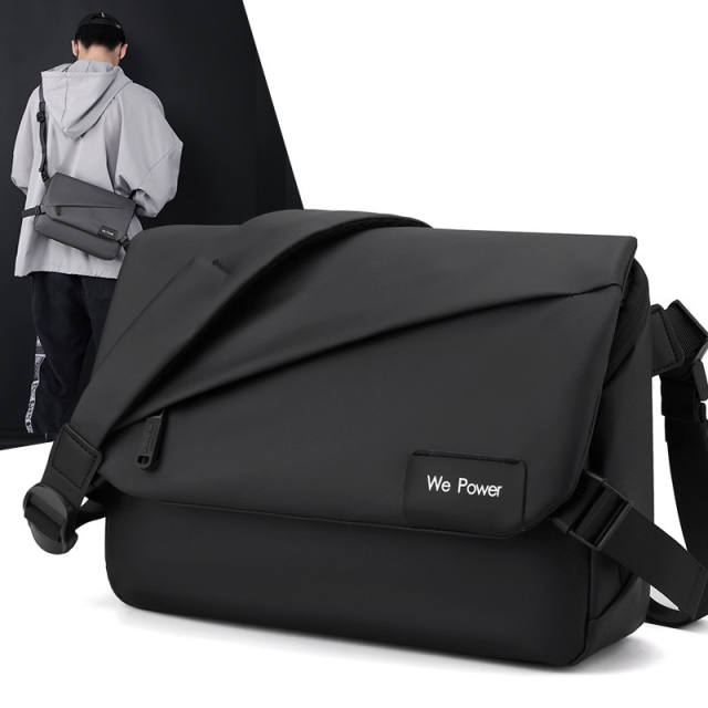 Waterproof nylon material message bag for men