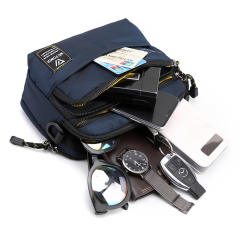 Easy match hot sale nylon material crossbody small bag for men
