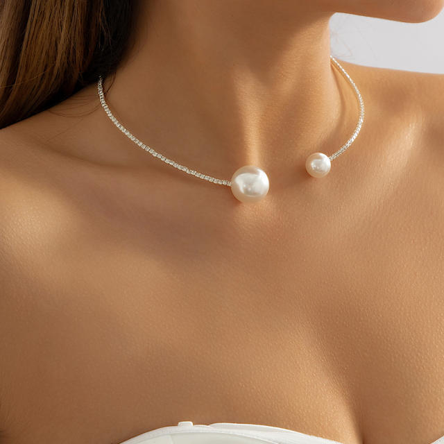 Personality imitation pearl rhinestone choker necklace