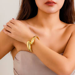 Chunky water drop unique women metal bangle bracelet