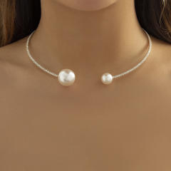 Personality imitation pearl rhinestone choker necklace