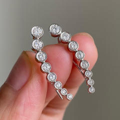 Concise easy match diamond ear climber