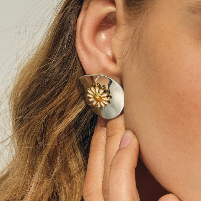 Desiger enamel daisy flower stainless steel studs earrings