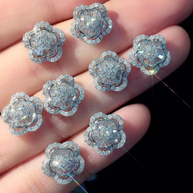 Delicate diamond sunflower shape copper stunds earrings