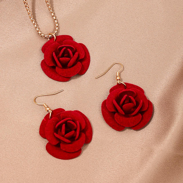 Romantic rose flower holiday alloy necklace set
