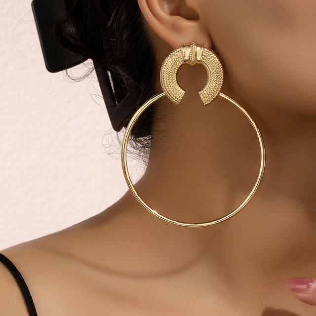 Chunky big circle alloy women earrings