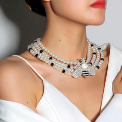 Personality rhinestone bee chunky imitation pearl choker necklace