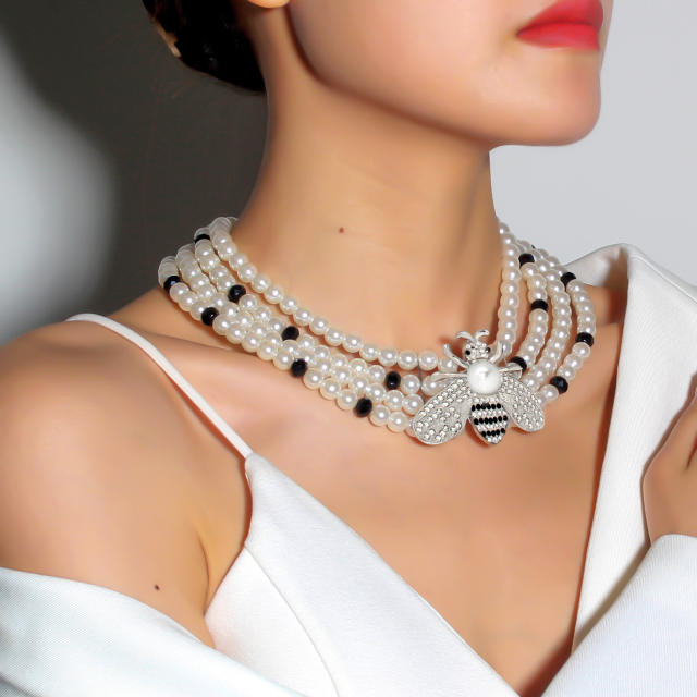 Personality rhinestone bee chunky imitation pearl choker necklace