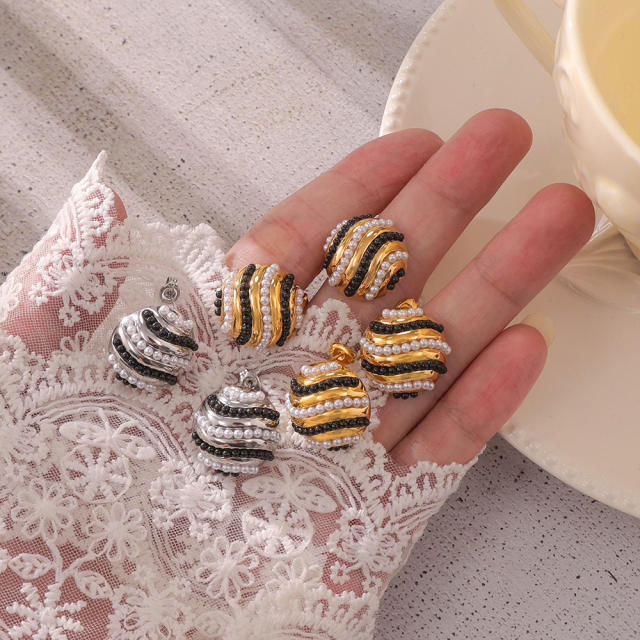 Vintage round shape pearl bead enamel stainless steel earrings