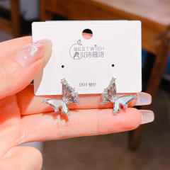 Summer elegant butterfly delicate studs earrings