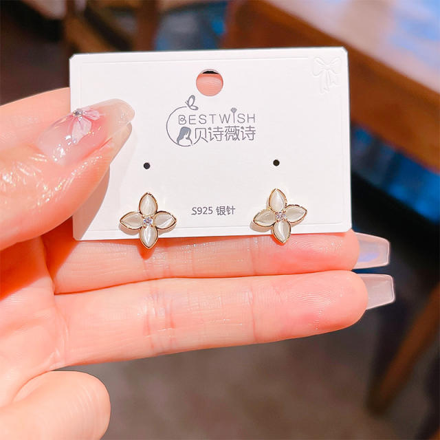 925 needle elegant opal stone clover studs earrings