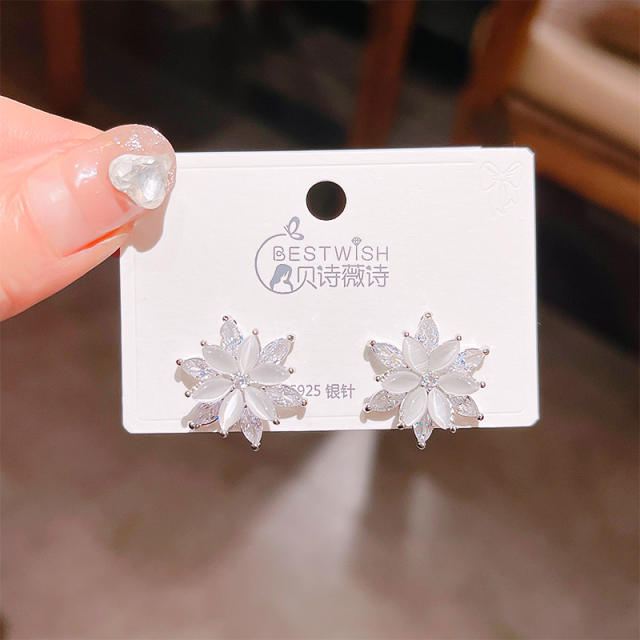 925 needle elegant opal stone blooming flower studs earrings