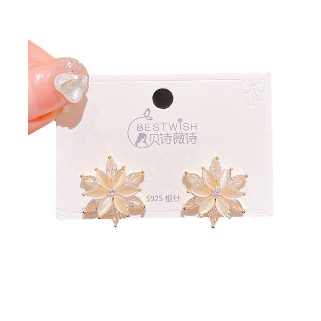 925 needle elegant opal stone blooming flower studs earrings