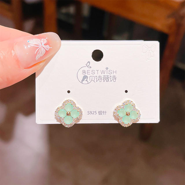 Delicate colorful crystal clover studs earrings
