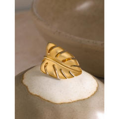 18KG personality feather design chunky finger rings for women