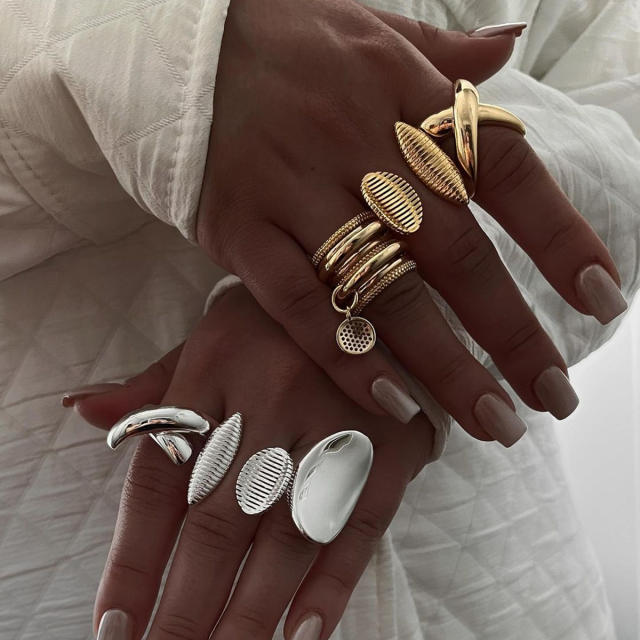 18KG chunky unique striped pattern stainless steel finger rings