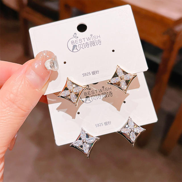 925 needle elegant diamond clover square studs earrings