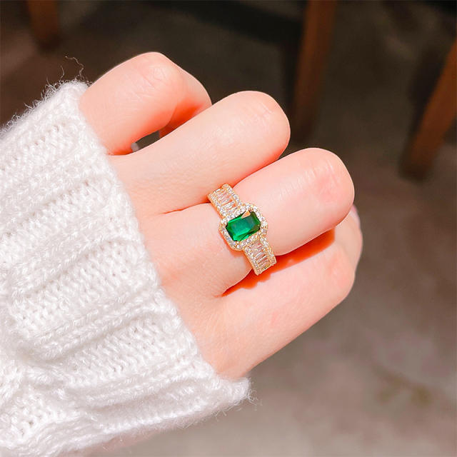 Korean fashion faux emerald statement finger rings