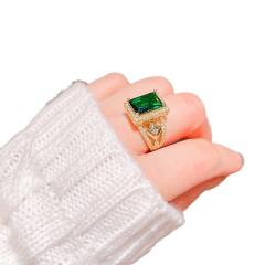 Vintage faux emerald statement finger rings