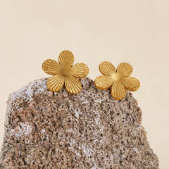 Easy match stainless steel flower studs earrings