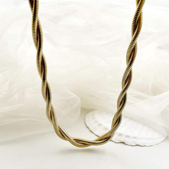 Chunky easy match stainless steel chain necklace