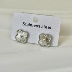 26mm Laser clover pendant stainless steel dainty necklace