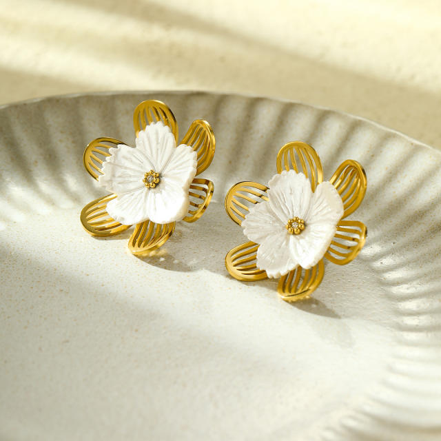Concise 18KG hollow out stereo flower petal stainless steel earrings