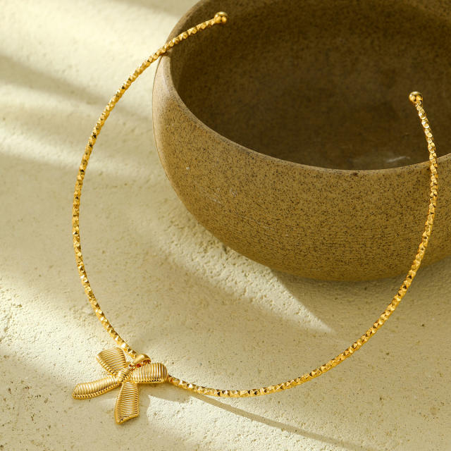 Personality easy match sweet bow charm stainless steel cuff choker necklace