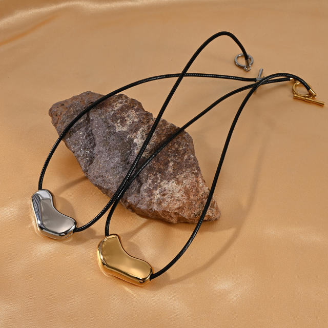 18KG chunky geometric pendant black PU leather stainless steel necklace