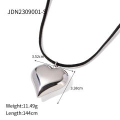 18KG chunky heart hollow heart pendant stainless steel necklace