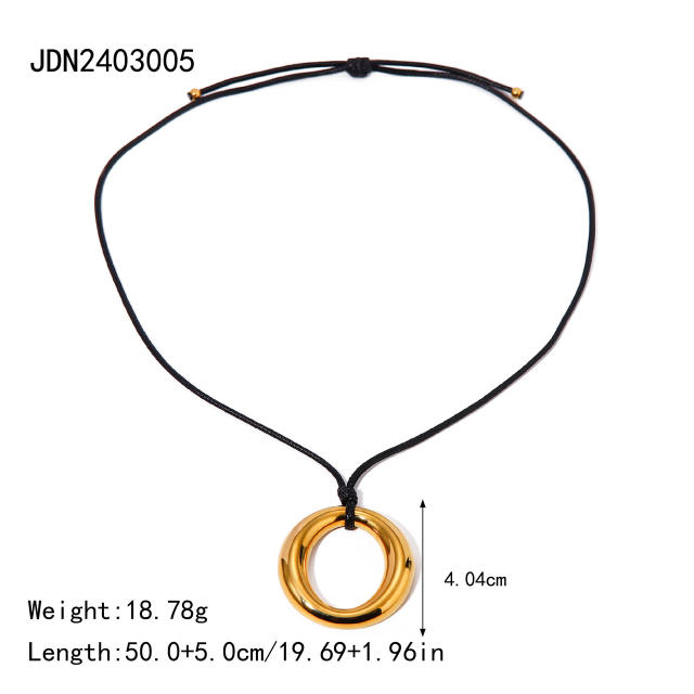 18KG chunky heart hollow heart pendant stainless steel necklace