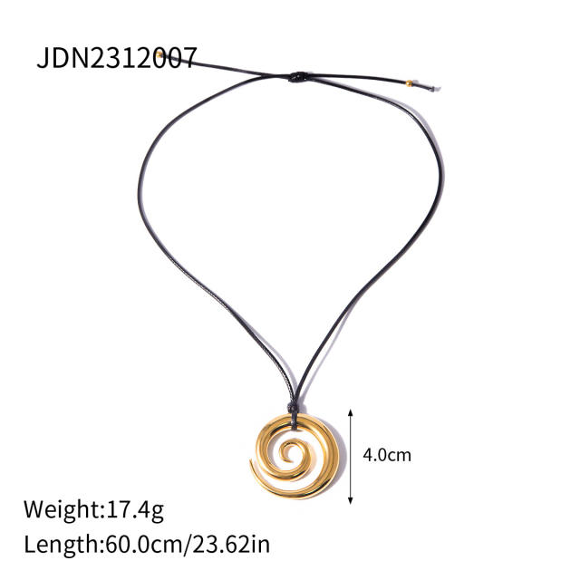 18KG chunky heart hollow heart pendant stainless steel necklace
