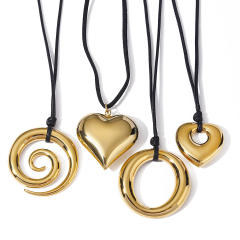 18KG chunky heart hollow heart pendant stainless steel necklace