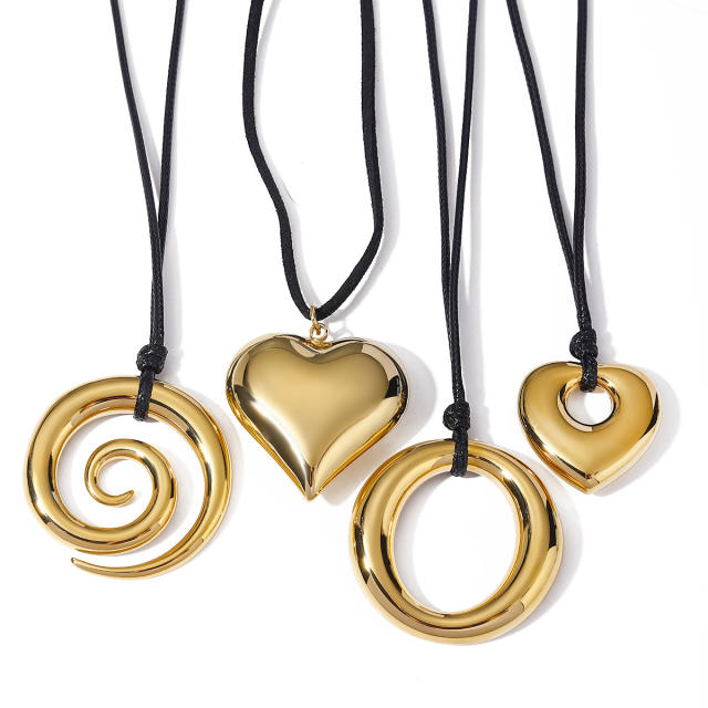 18KG chunky heart hollow heart pendant stainless steel necklace