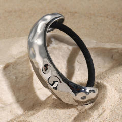 Elegant chunky hammer pattern stainless steel hair ties ponytail cuff