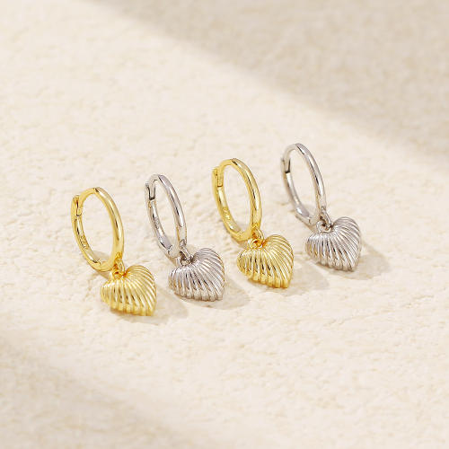 925 sterling silver the shell pattern heart huggie earrings