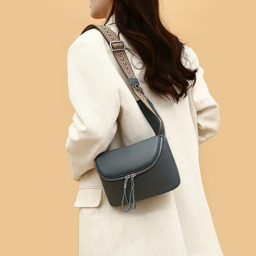 New design Cowhide leather chest bag