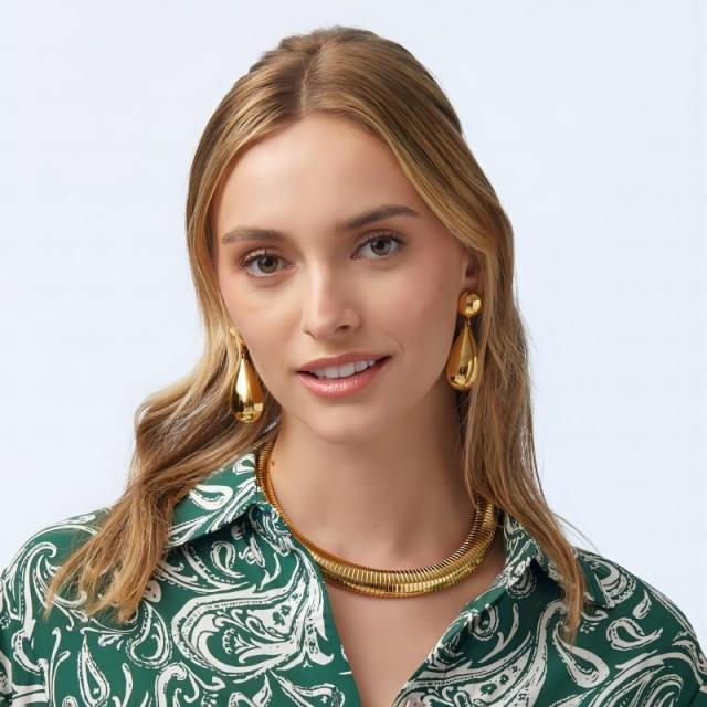 18KG chunky water drop stainless steel earrings