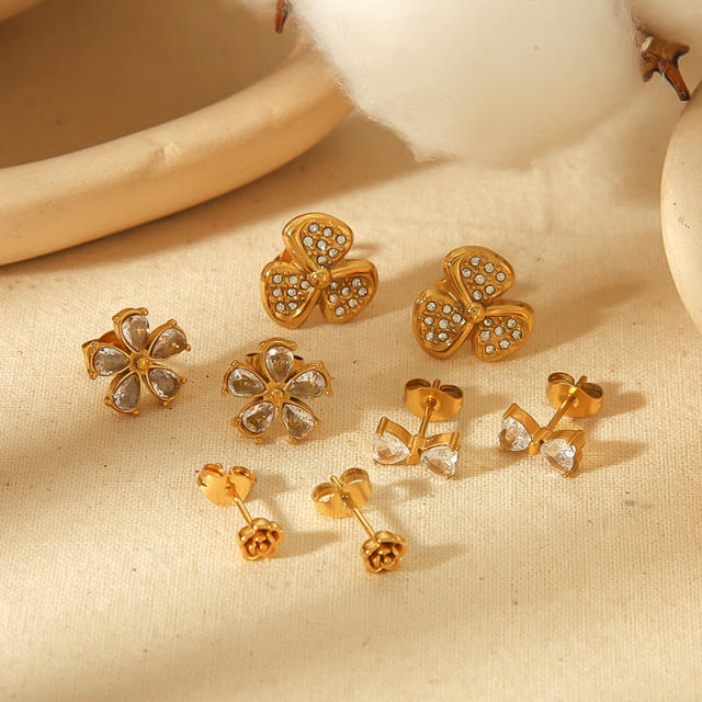 18KG sweet diamond flower stainless steel studs earrings