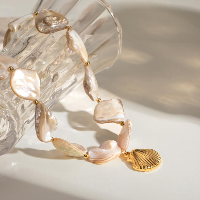 Holiday beach trend irregular shape pearl stainless steel shell pendant choker necklace