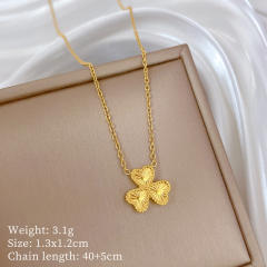Concise laser design petal clover stainless steel necklace