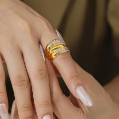 Hiphop chunky stainless steel diamond rings