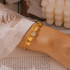 18KG heart charm stainless steel bangle