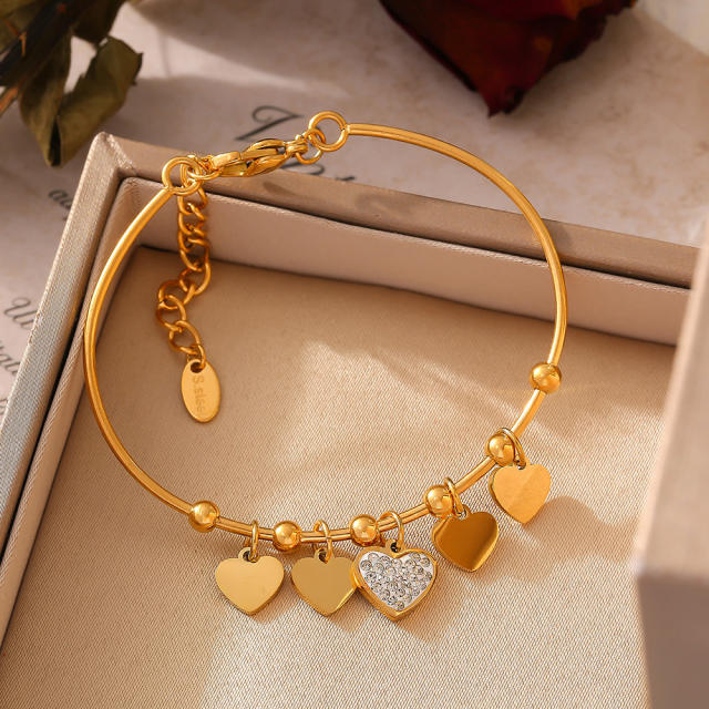 18KG heart charm stainless steel bangle