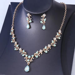 Chic colorful rhinestone delicate wedding bridal necklace set