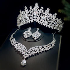 Delicate color rhinestone wedding hair crown necklace set