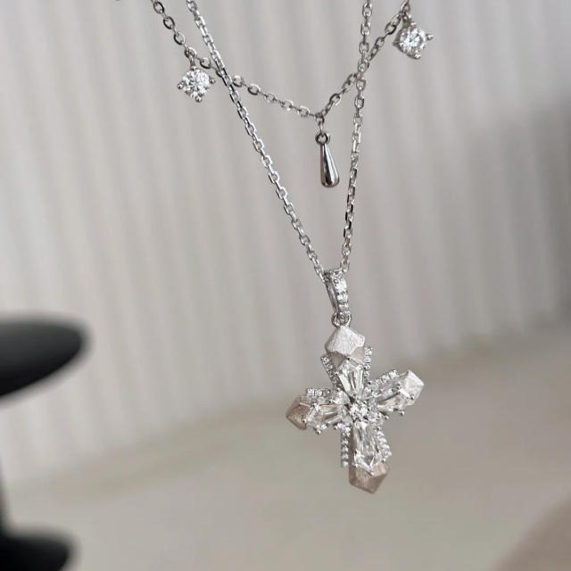 Italy palace trend luxury diamond cross copper necklace