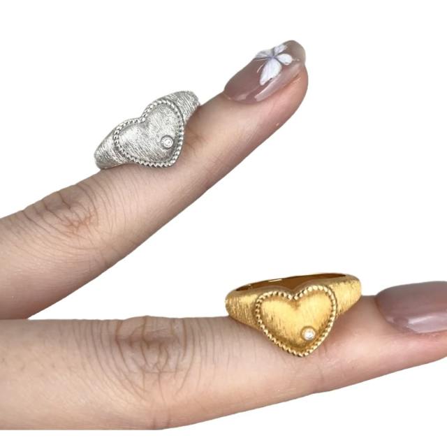 Italy palace trend frosted heart copper finger rings