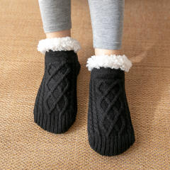 Winter warm braid pattern floor socks