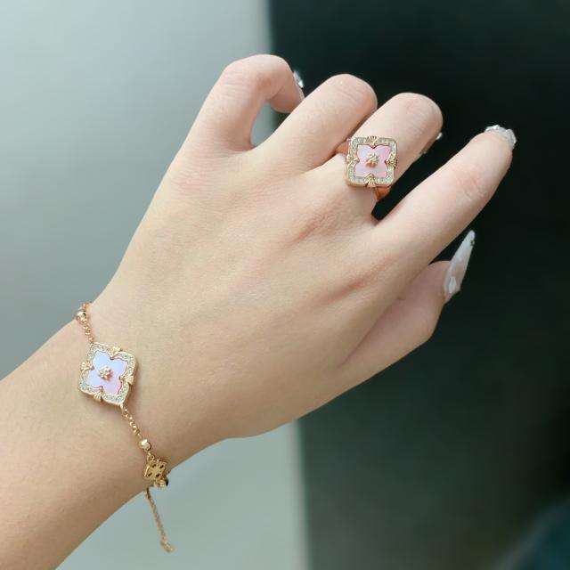 Sweet pink mother shell clover gold plated copper necklace set